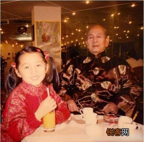 关晓彤和姐姐关晓丹有什么差别？