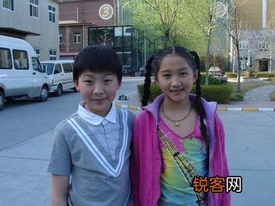 关晓彤和姐姐关晓丹有什么差别？