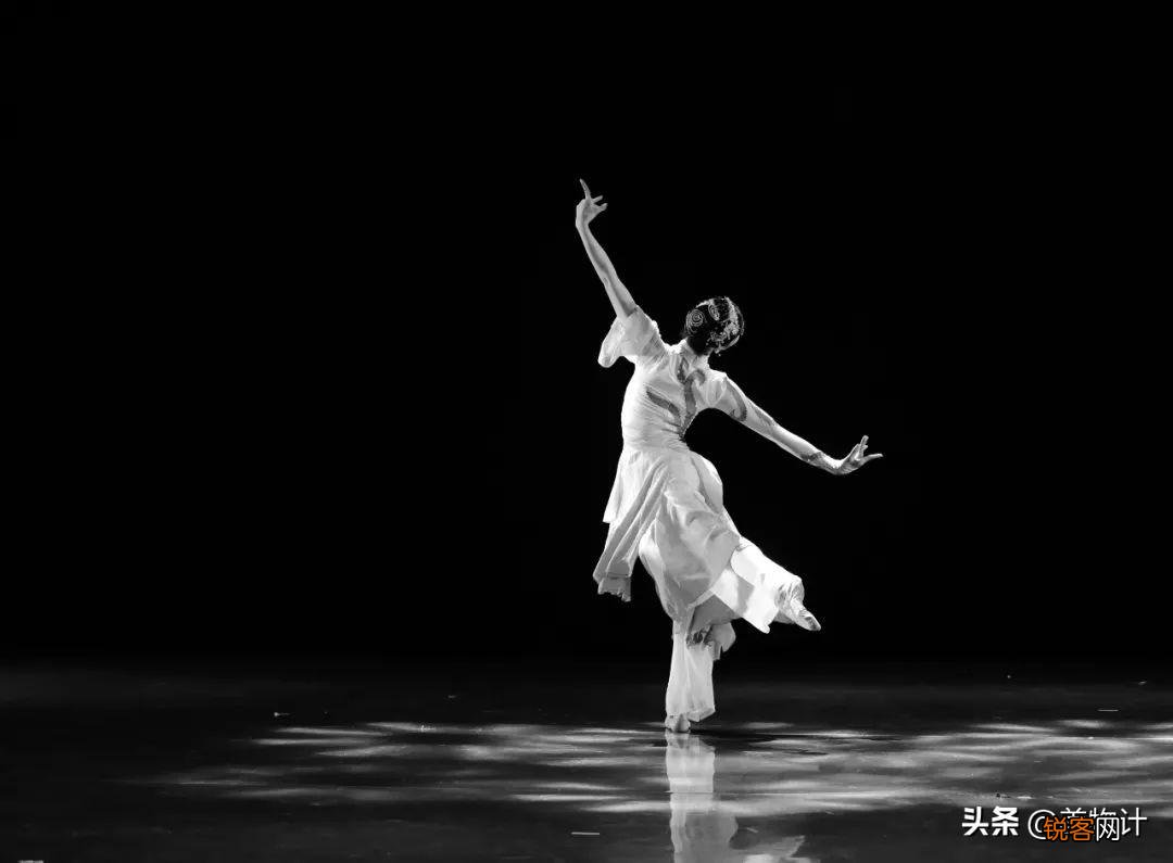 优雅的女人有什么特点 你见过优雅的女人是什么样的