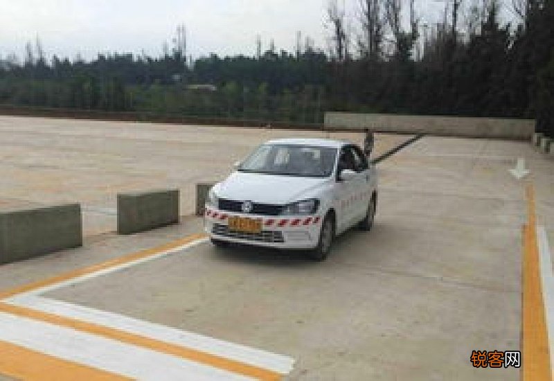 元旦驾校可以练车吗