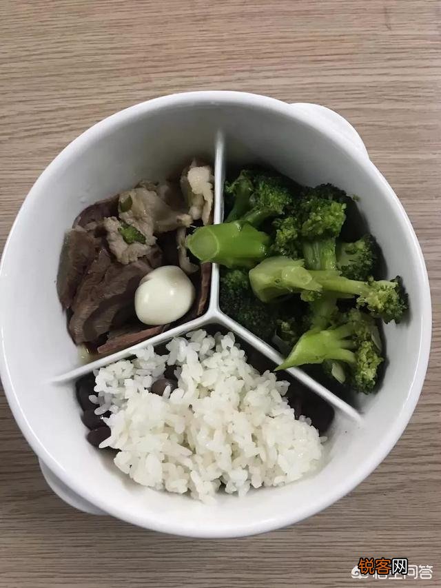 减肥期间该怎样安排一日三餐？