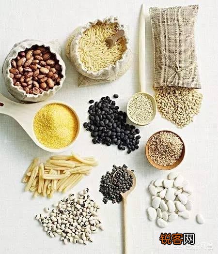 增肌的同时又想减脂,饮食应该怎么安排？