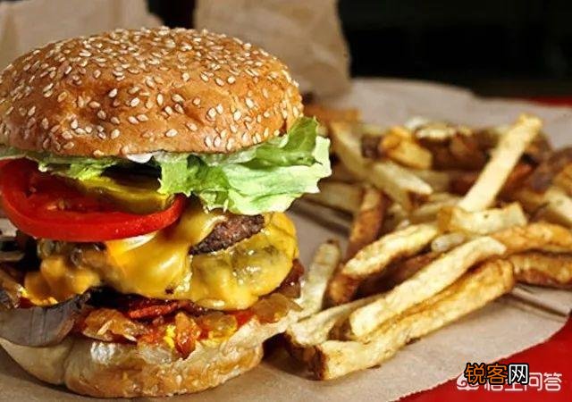 增肌的同时又想减脂,饮食应该怎么安排？