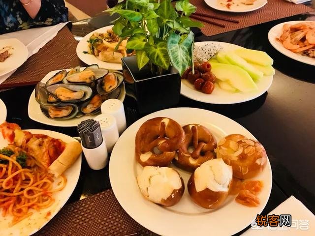 吃低碳水化合物食物是减肥的最好途径么？