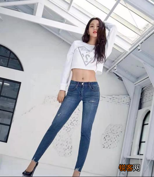 怎样拥有女团的身材 每天坚持练瑜伽，你也可以