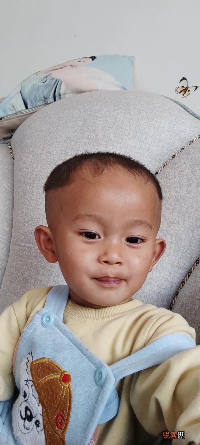 我娶了个非洲美女当老婆,为什么生下的三个儿子都不像中国人？