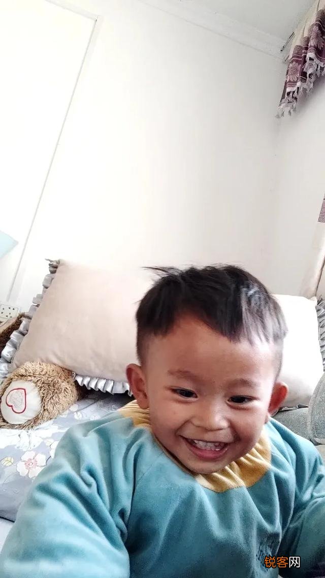 我娶了个非洲美女当老婆,为什么生下的三个儿子都不像中国人？