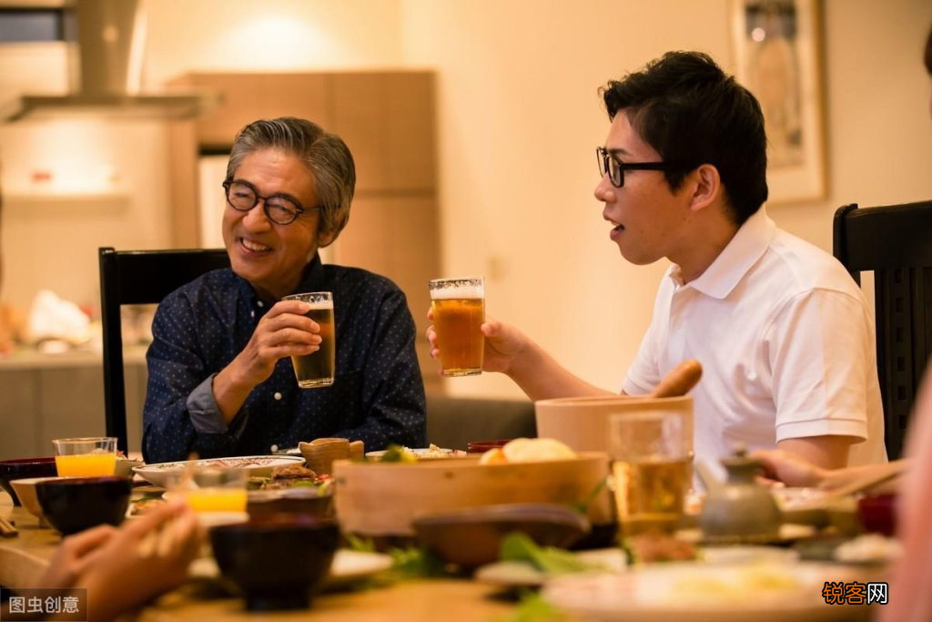 酒桌上给领导敬酒词 记住这几句万能敬酒词