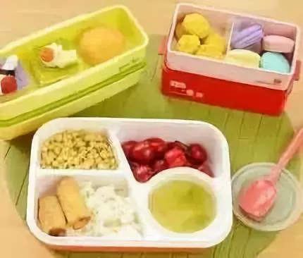 塑料盒能在微波炉加热吗 塑料餐盒上有这个数字用微波炉加热才安全