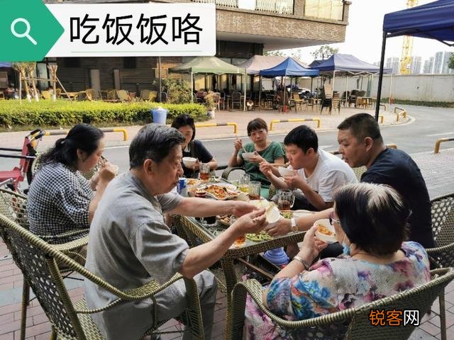 为什么四川人说话喜欢用叠词？