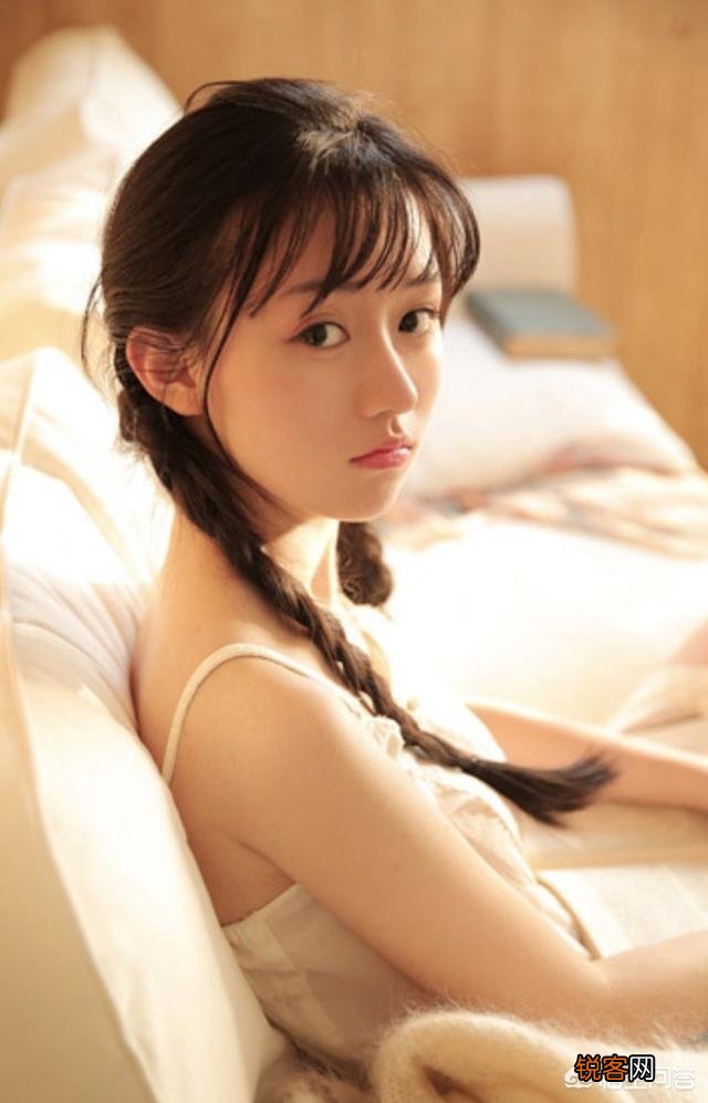 为什么有人觉得自信的人都会很自负？