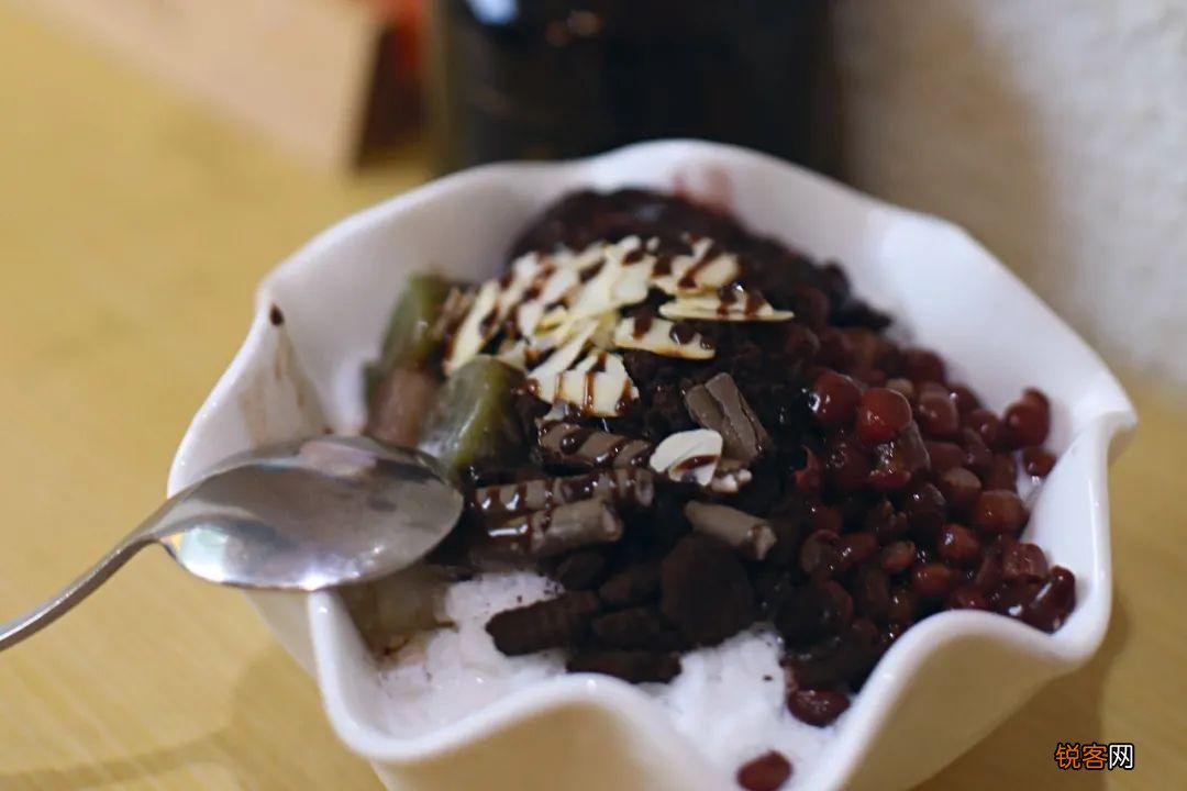 成都本地人常逛的街 美食聚集，拍照好看！
