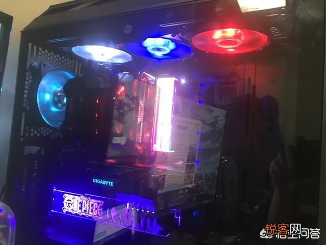 本人将要买电脑了,预算二万,大家说我是买整机,还是自己买配件DIY？