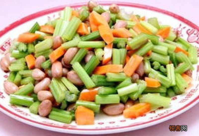 芹菜花生米凉菜怎么做 芹菜花生米凉菜的营养价值