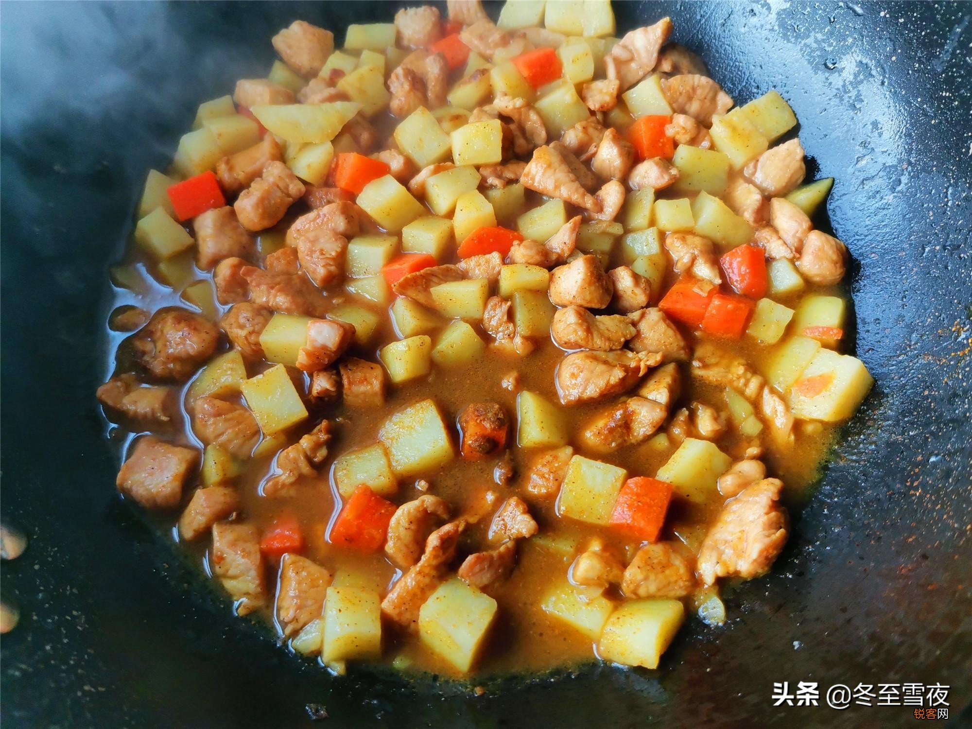 做出的咖喱饭色香味俱全 咖喱粉的正确用法
