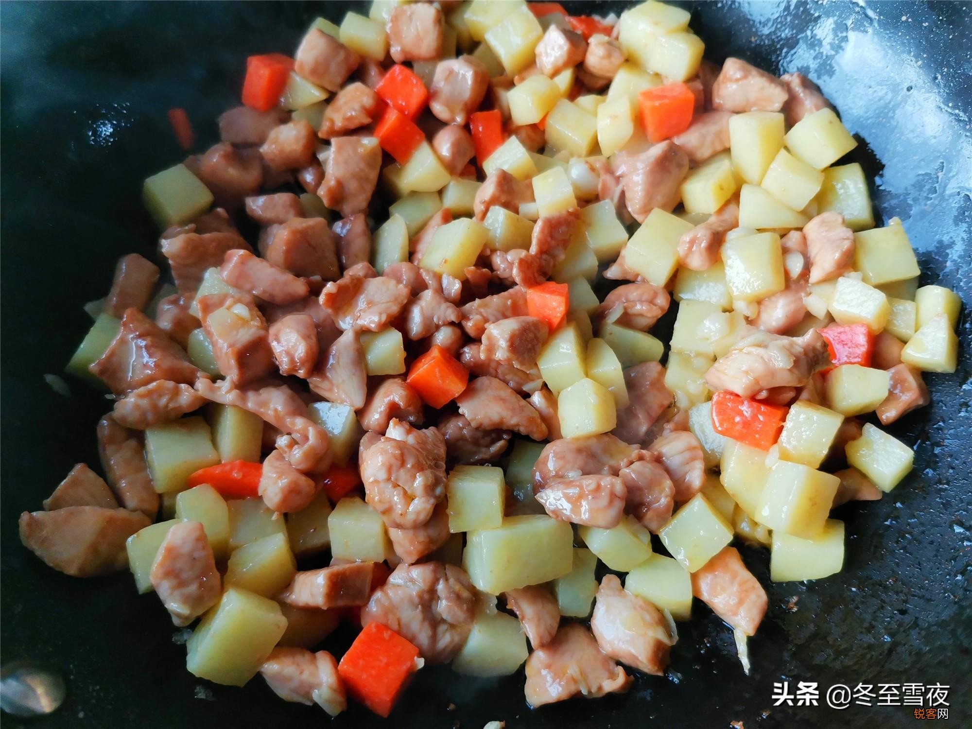做出的咖喱饭色香味俱全 咖喱粉的正确用法