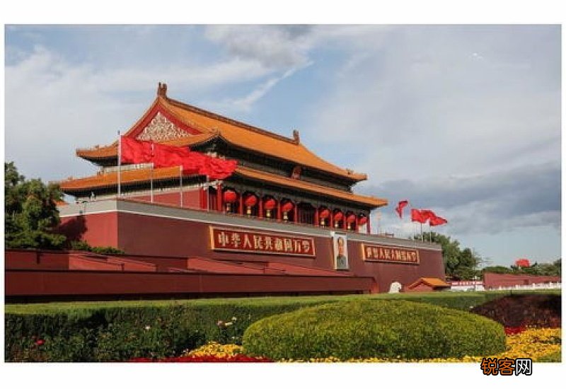 天安城门的屋顶采用什么 天安门城楼是什么时期修建的