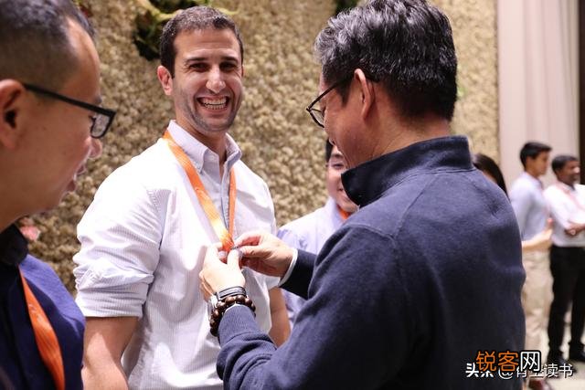 遇见多头领导怎么办？