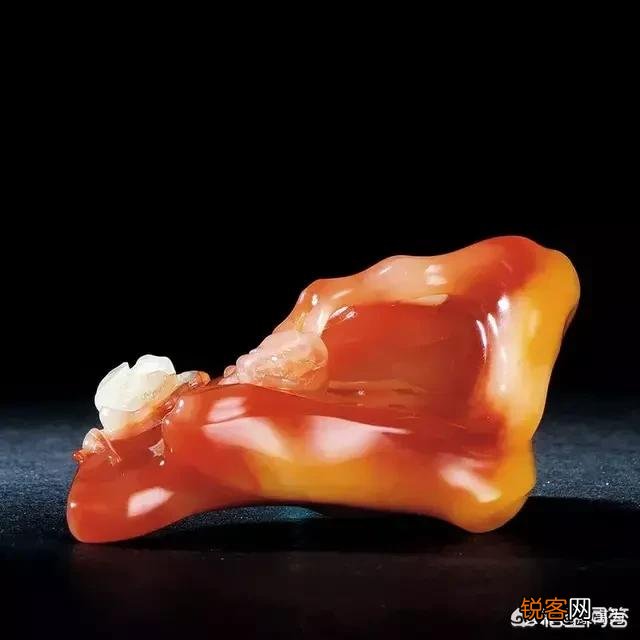 华为离全球智能手机霸主一步之遥,还差四个百分点,大家怎么看？