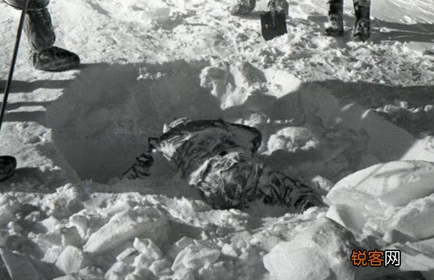 上世纪五十年代末,前苏联的深山中,发生的一起被称为“Dyatlov的事件”,你怎么看？