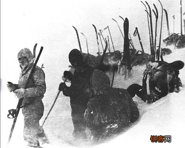 上世纪五十年代末,前苏联的深山中,发生的一起被称为“Dyatlov的事件”,你怎么看？