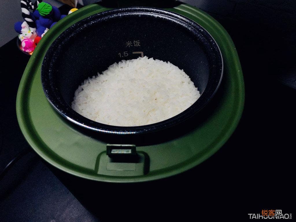 SIAU诗杭便携迷你电饭煲 适合年轻人的“一口”好锅