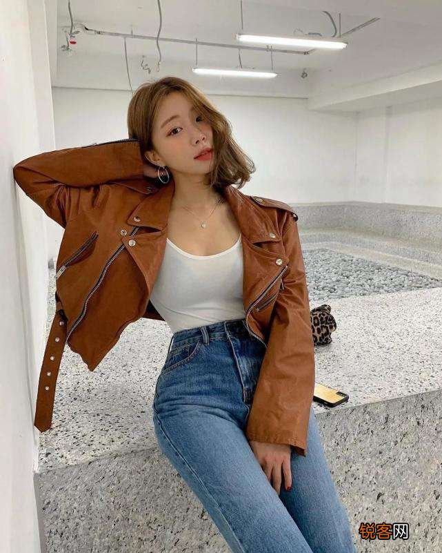 大胸女生怎么穿 才能显瘦好看又高级