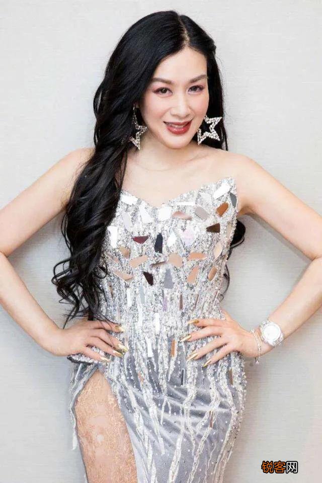 哪个女明星眼睛会勾人？