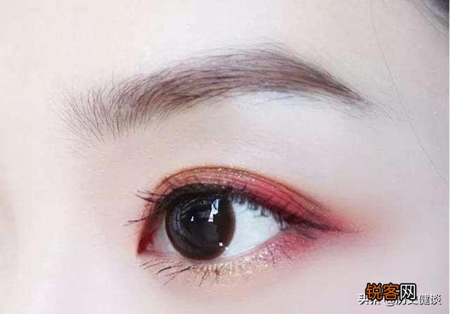 瑞凤眼和桃花眼有什么区别？