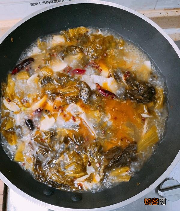 酸菜鱼的家常做法 肉嫩汤鲜酸辣开胃
