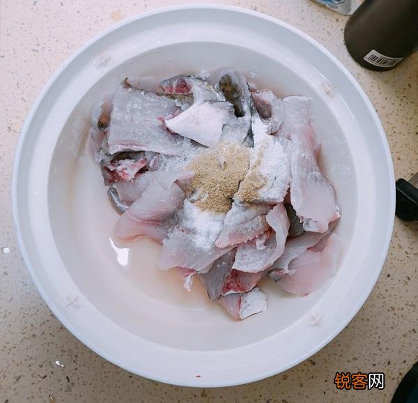 酸菜鱼的家常做法 肉嫩汤鲜酸辣开胃