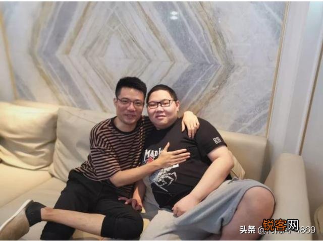 LOL大司马结婚6年不肯晒自己老婆,直到看到照片：要我也把媳妇藏起来,怎么回事？