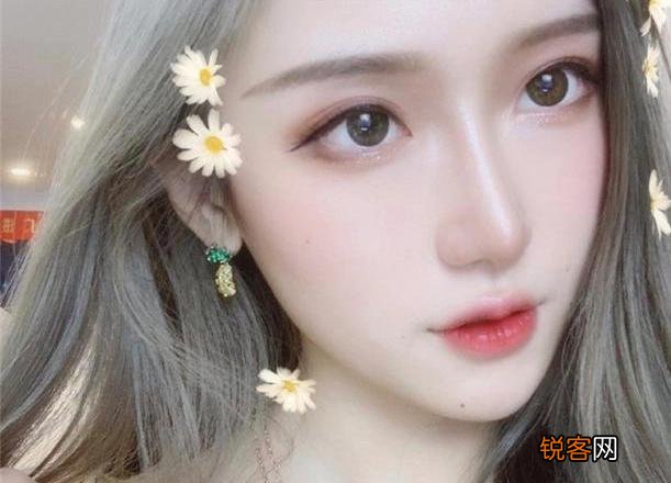 LOL小智首对陪玩心动,花天价只为见素颜30秒！感慨不亏终于圆梦,你觉得如何？