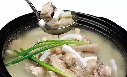 椰子肉怎么吃好吃 椰壳喝完不要扔，椰肉一样好吃到爆