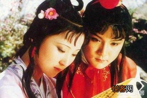 《红楼梦》的作者曹雪芹在当时是什么官职？相当于现在哪个级别的职务？