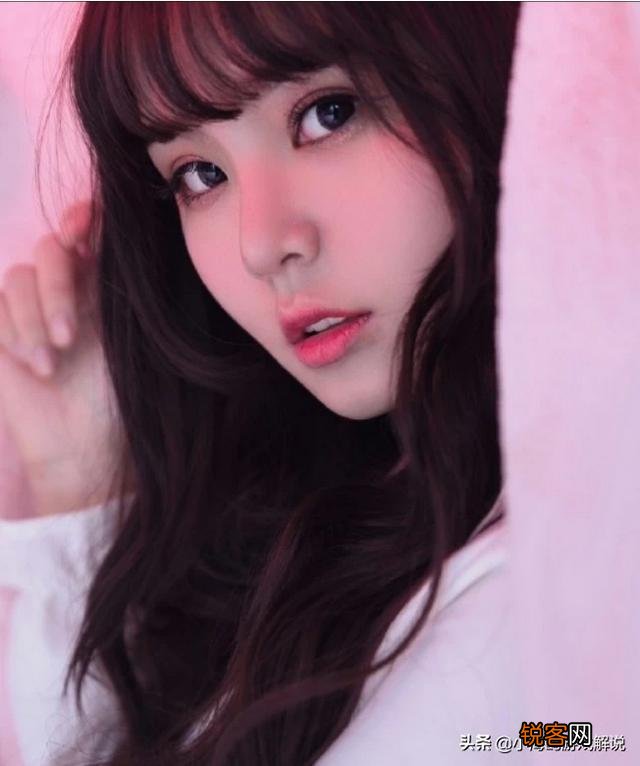 继LOL“约德尔霍建华”后,火线妹也翻船,全身照吓得粉丝退群！究竟怎么回事？
