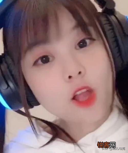 继LOL“约德尔霍建华”后,火线妹也翻船,全身照吓得粉丝退群！究竟怎么回事？