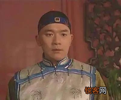 雍正皇帝到底跟《红楼梦》的作者曹雪芹,有怎样的恩怨情仇？