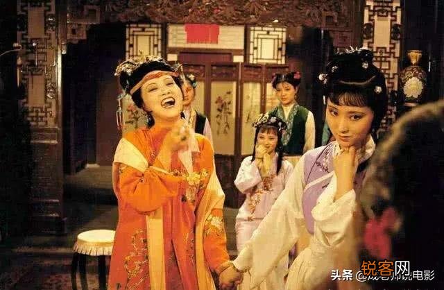 曹雪芹在《红楼梦》中到底在倡导怎样的人生价值？