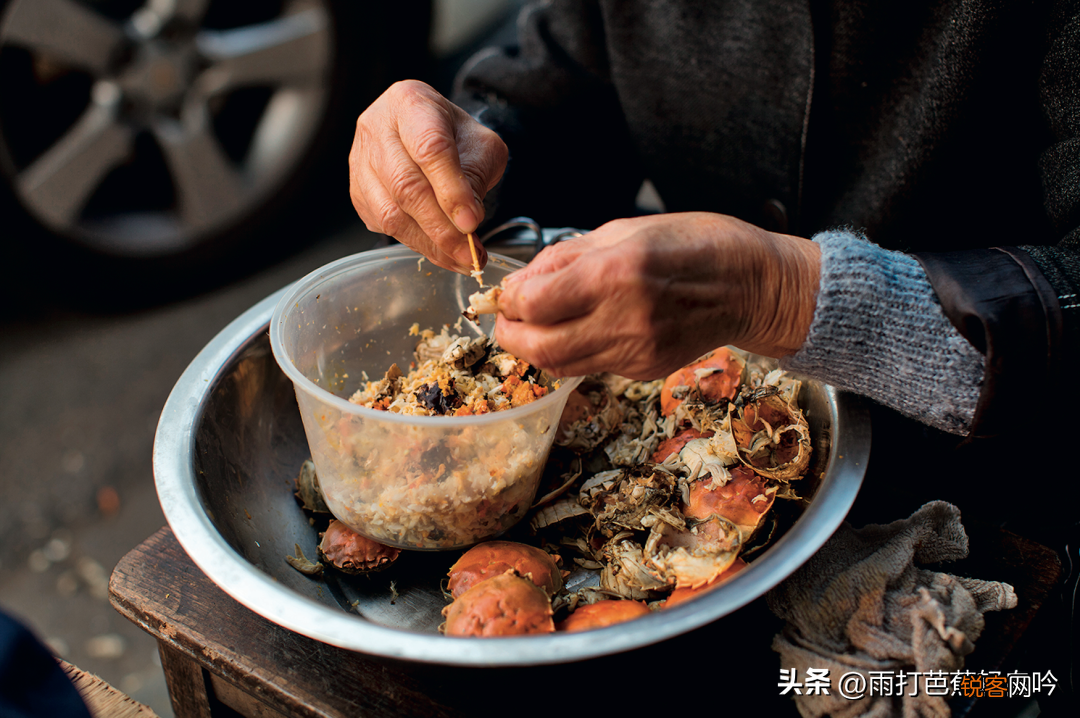 大闸蟹怎么做最好吃 将大闸蟹吃到极致的方法