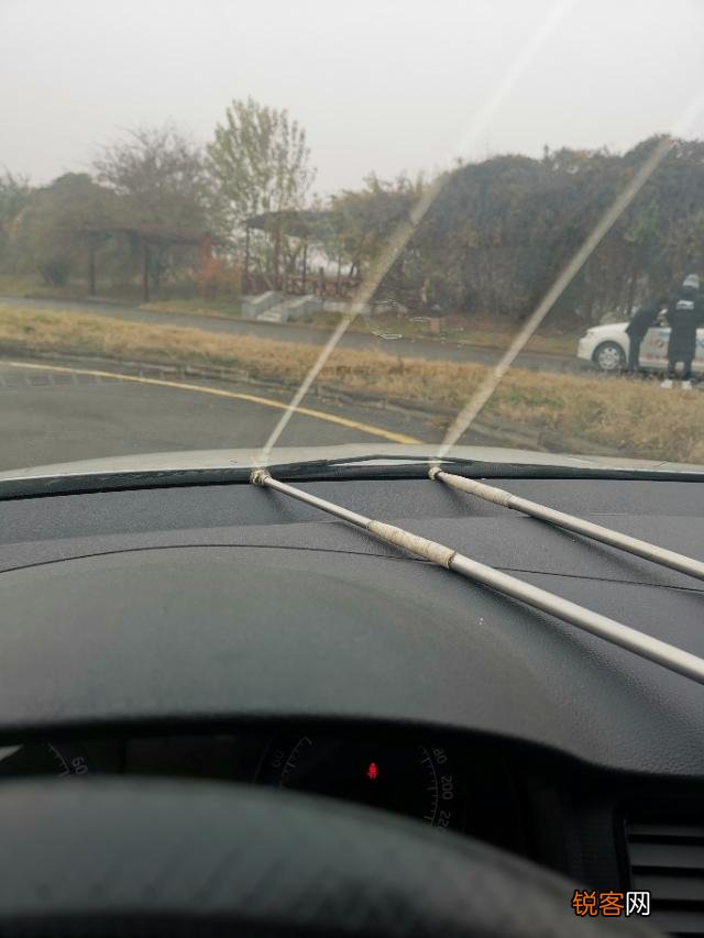 坡道定点停车和起步技巧 坡道定点停车与起步满分技巧攻略