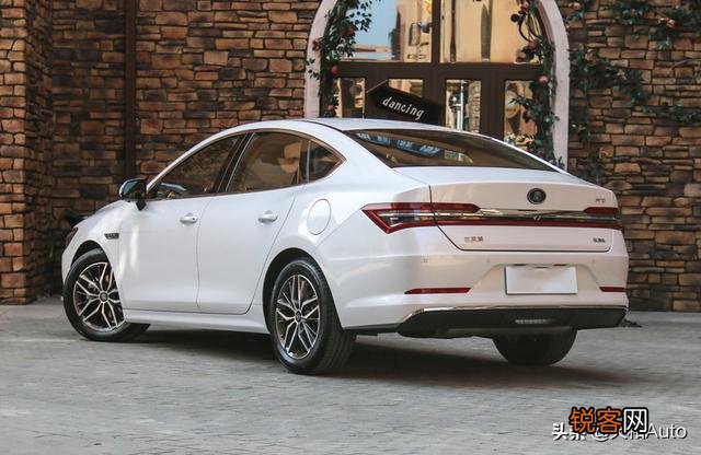 预算10w左右落地,买哪款车？