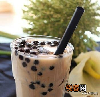 有十万块钱预算,开个什么店比较稳妥？