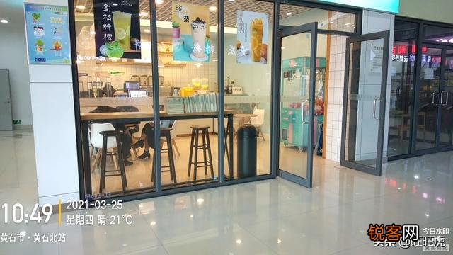 有十万块钱预算,开个什么店比较稳妥？