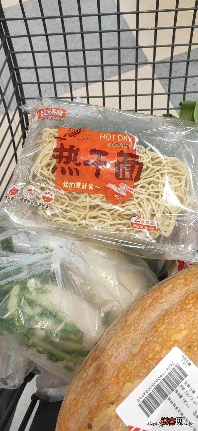 想开个水果蔬菜店,去哪里找货源？