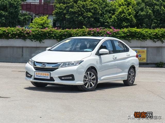 大家推荐一下10万以下家用车？
