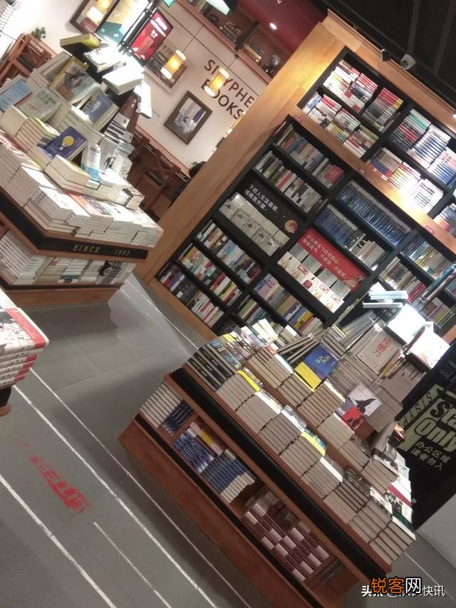 去义乌批发小商品回老家三四线城市开10元日用店怎么样？