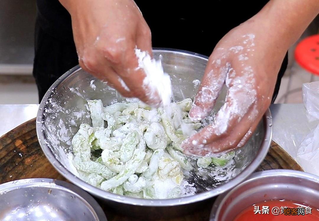 一点肉都不放，却比大鱼大肉都香，特别下饭 茄子的5种素烧做法