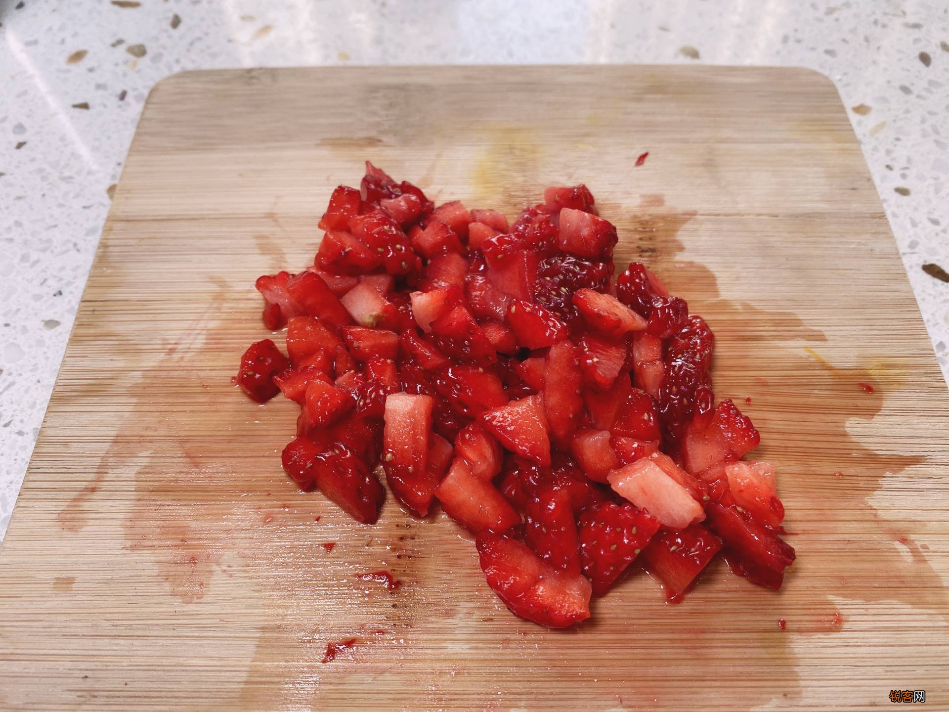 如何复刻奈雪、喜茶的经典款 成本不超五块钱