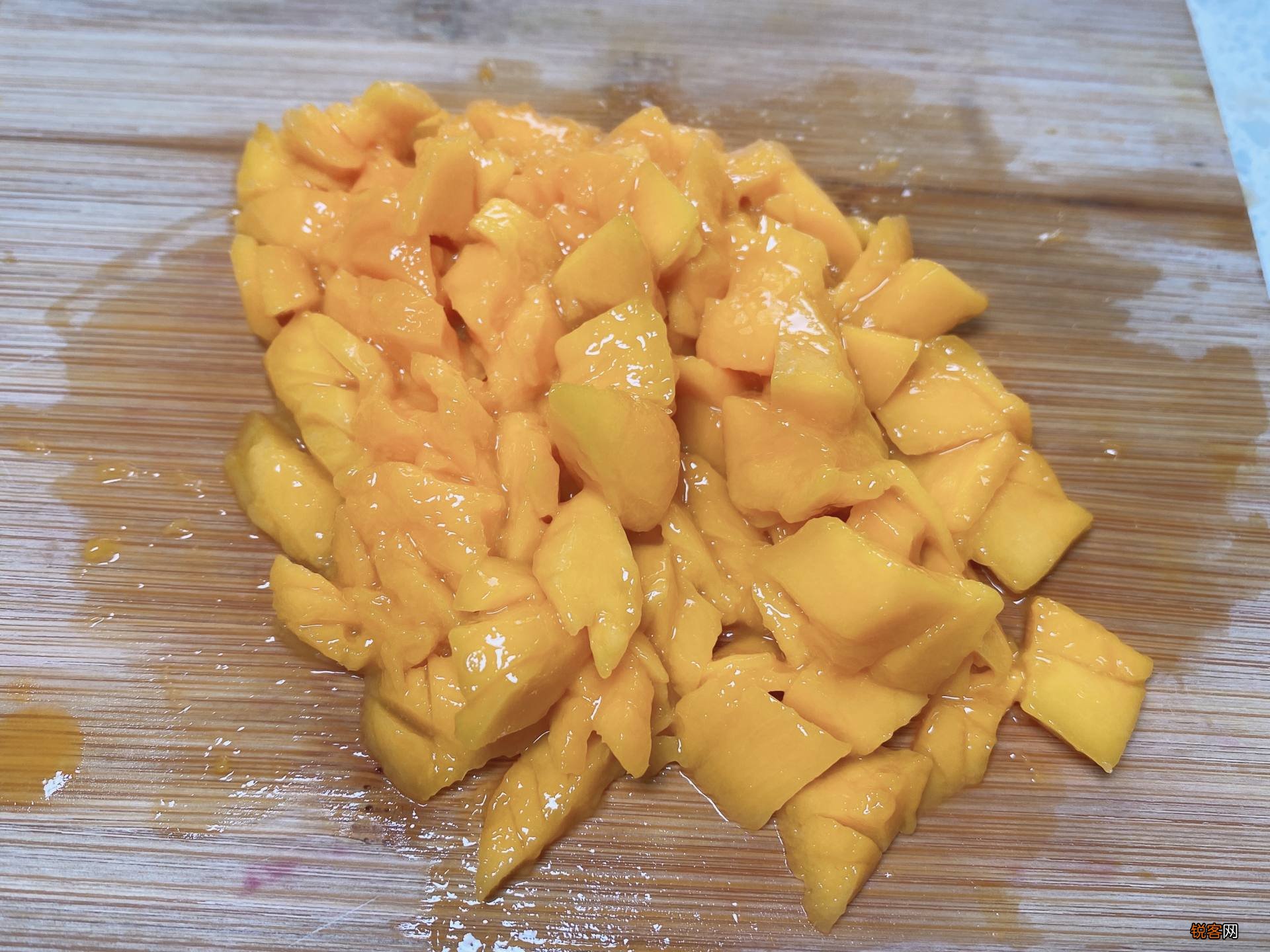 如何复刻奈雪、喜茶的经典款 成本不超五块钱